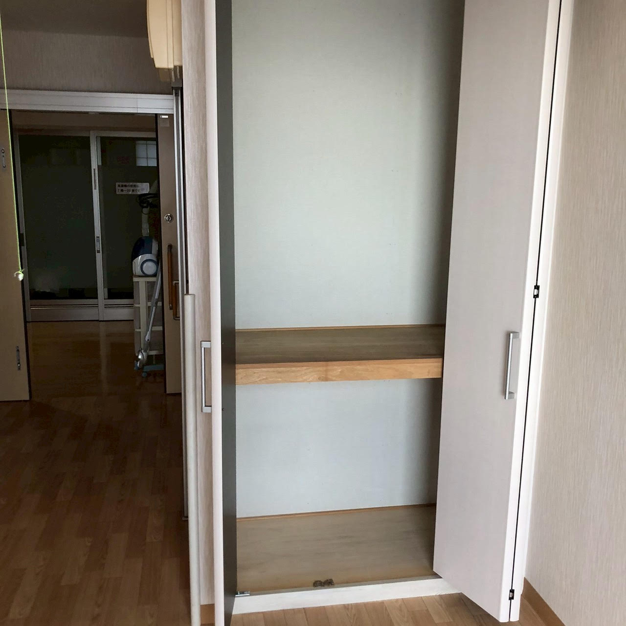 福祉施設での残置物処分を行いました。