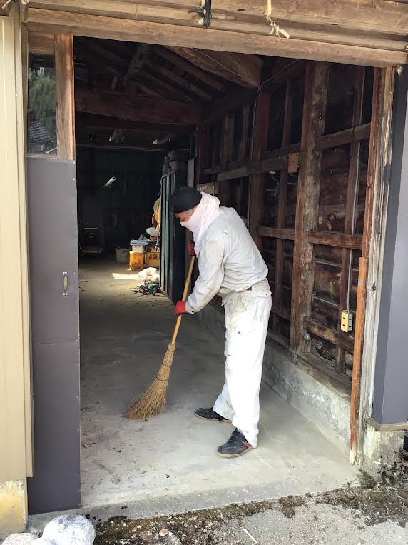 6LDK木造住宅一軒家・納屋2棟の遺品整理作業を行いました。
