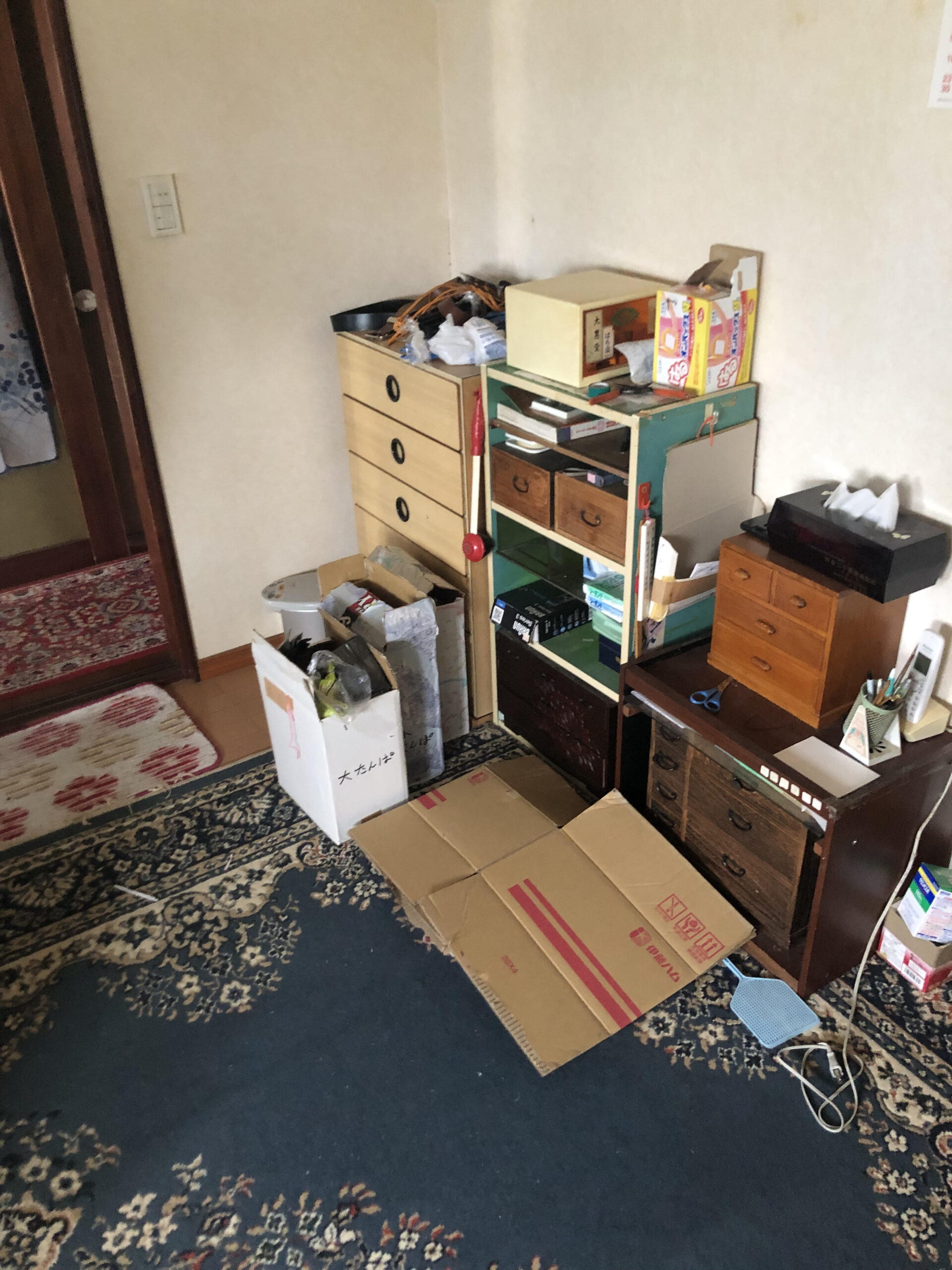 6LDK木造住宅一軒家・納屋2棟の遺品整理作業を行いました。