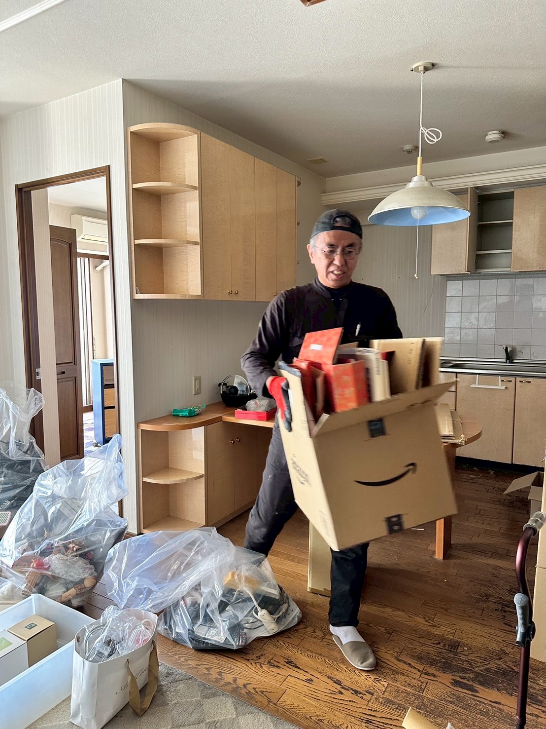 富山市内のマンションでの残置物処分を行いました。