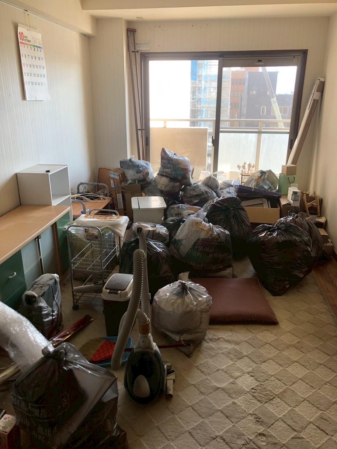 富山市内のマンションでの残置物処分を行いました。