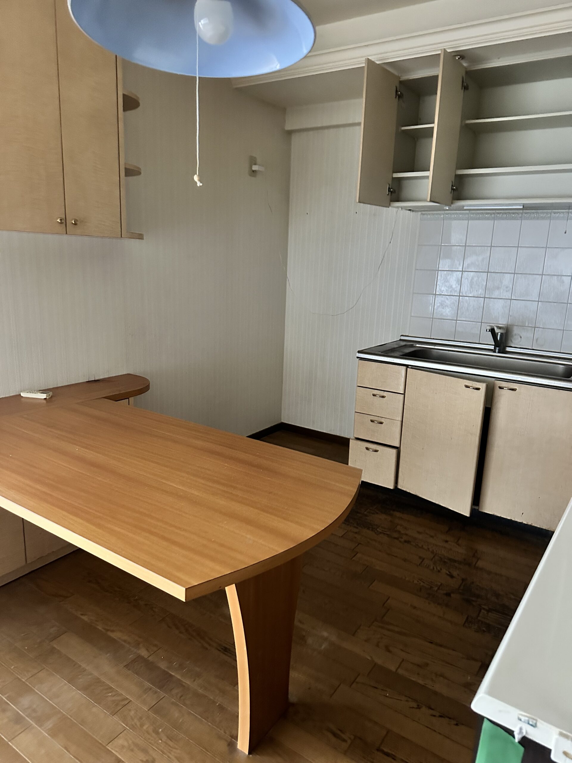 富山市内のマンションでの残置物処分を行いました。